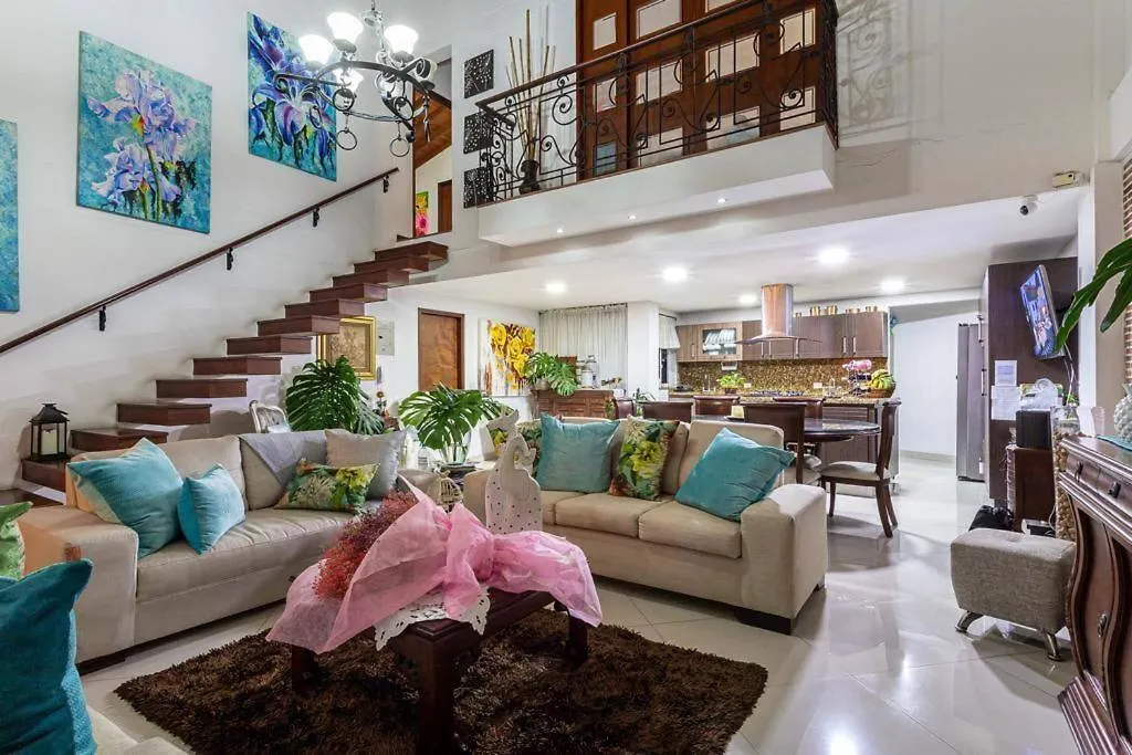 Elegante Pent-House En Cuarto Piso Medellin Apartment 0*,  Colombia